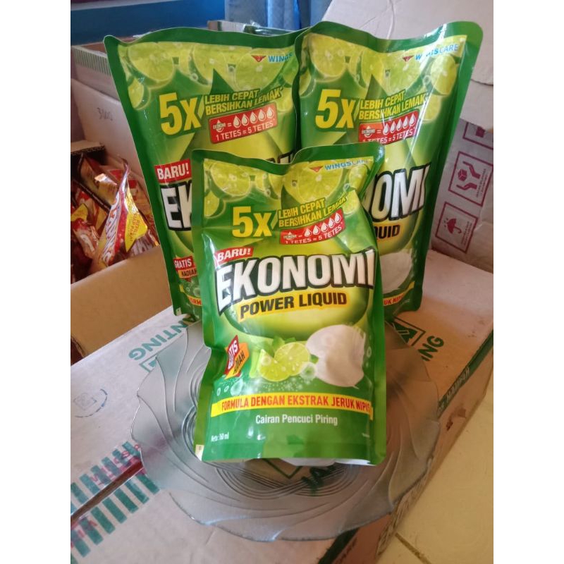 Sabun cuci piring ekonomi cair