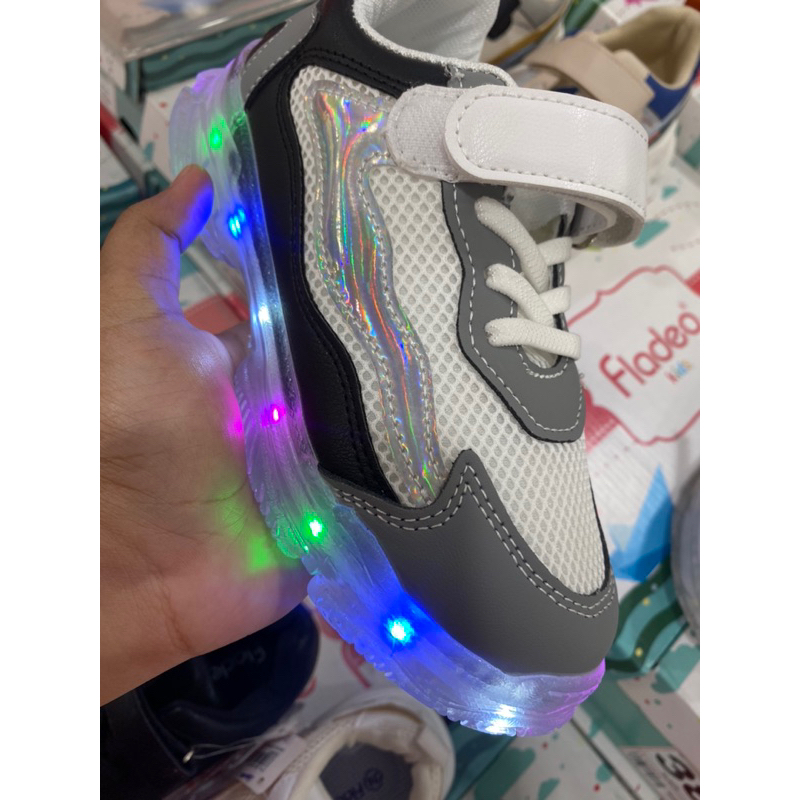 sepatu nyala fladeo kids