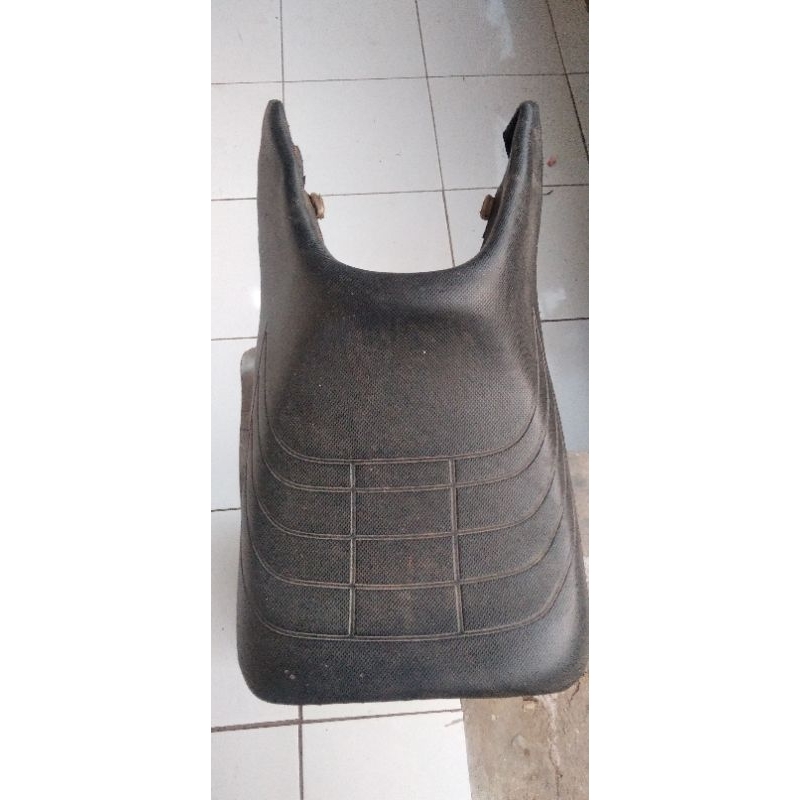 jok depan minerva r150 model cbr
