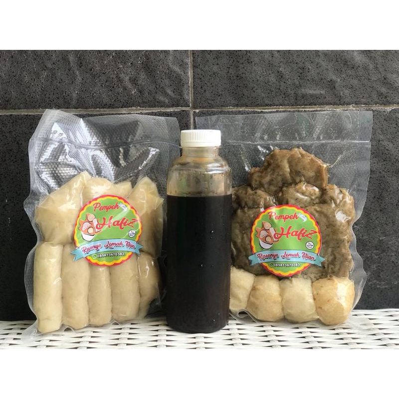 

pempek ikan tengiri kwalitas premium isi 17 pcs