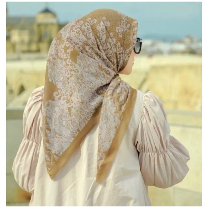 Buttonscarves Granada Series