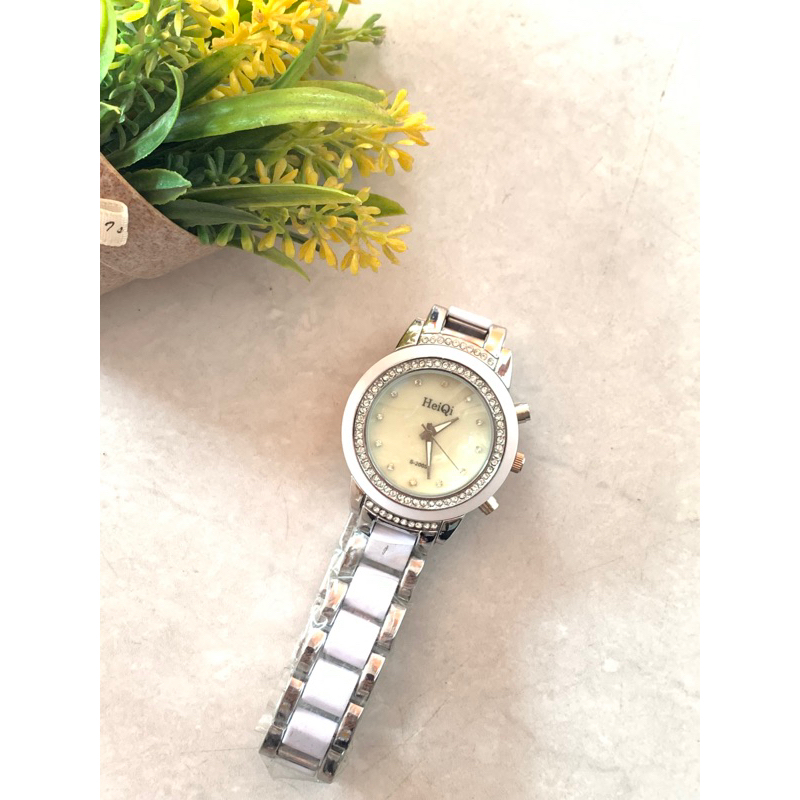 Jam Tangan  Wanita Stainless Steel Analog Quartz Original Jam Tangan Wanita tahan airStainless Steel