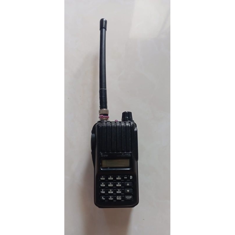 HT Icom V80 komplit headset, charger desktop (bekas)