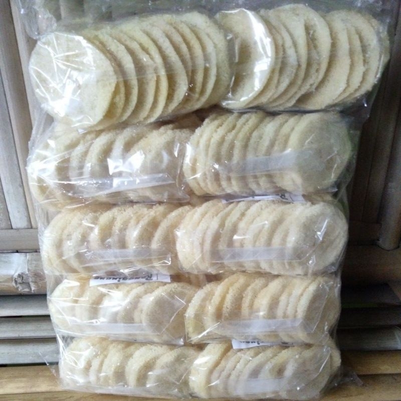 

ampyang/rengginang singkong isi 10 pak