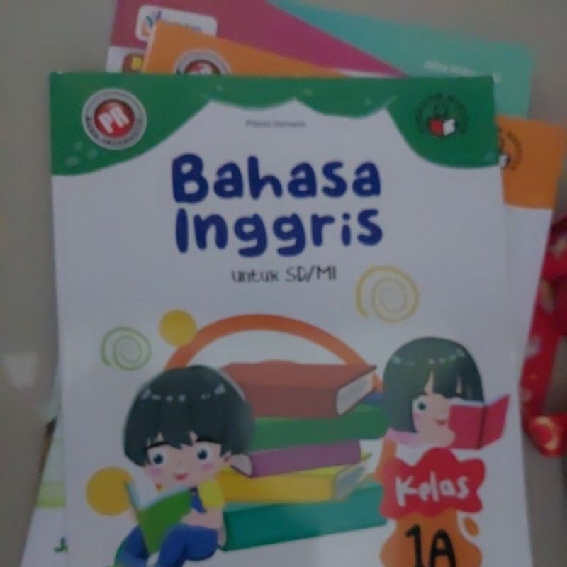 

Buku Bahasa Inggris Kelas 1 SD Semester 1 - Kurikulum Merdeka