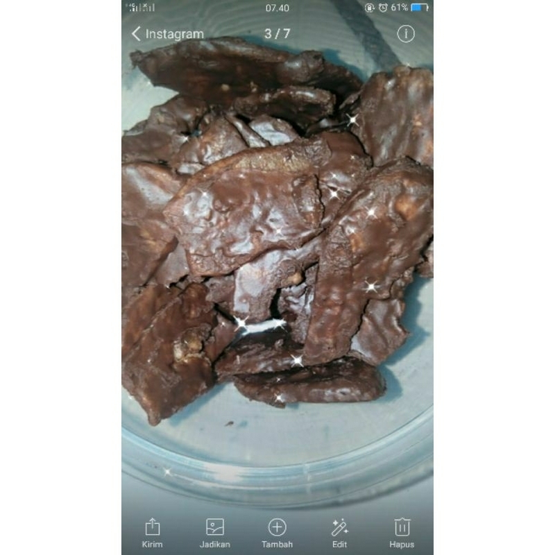 

BANANAMOOD KERIPIK PISANG COKLAT