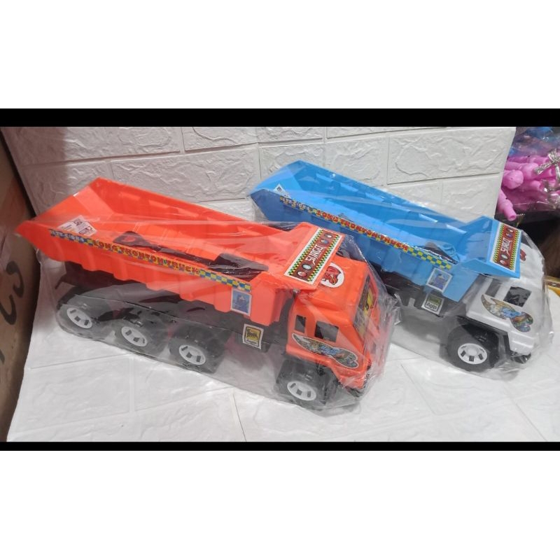 MAINAN TRUK PLASTIK RODA 8