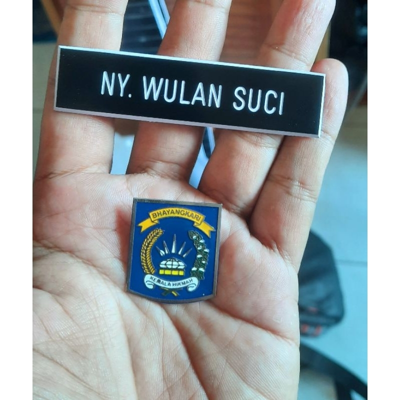 Paket nametag + pin bhayangkari "best seller"