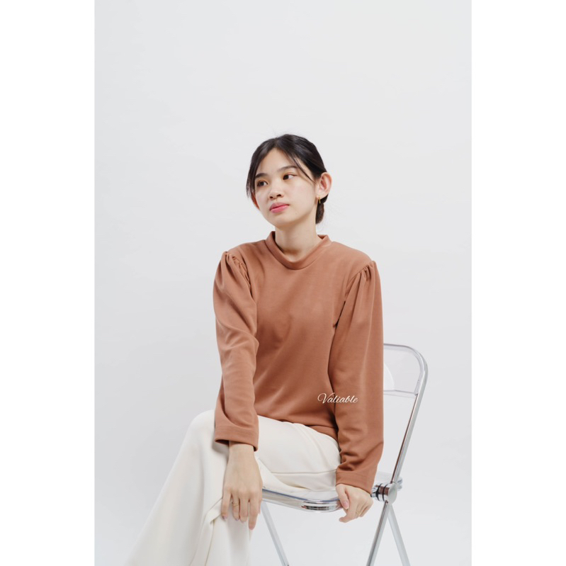 Olivia Puffy Knit Blouse Valiable