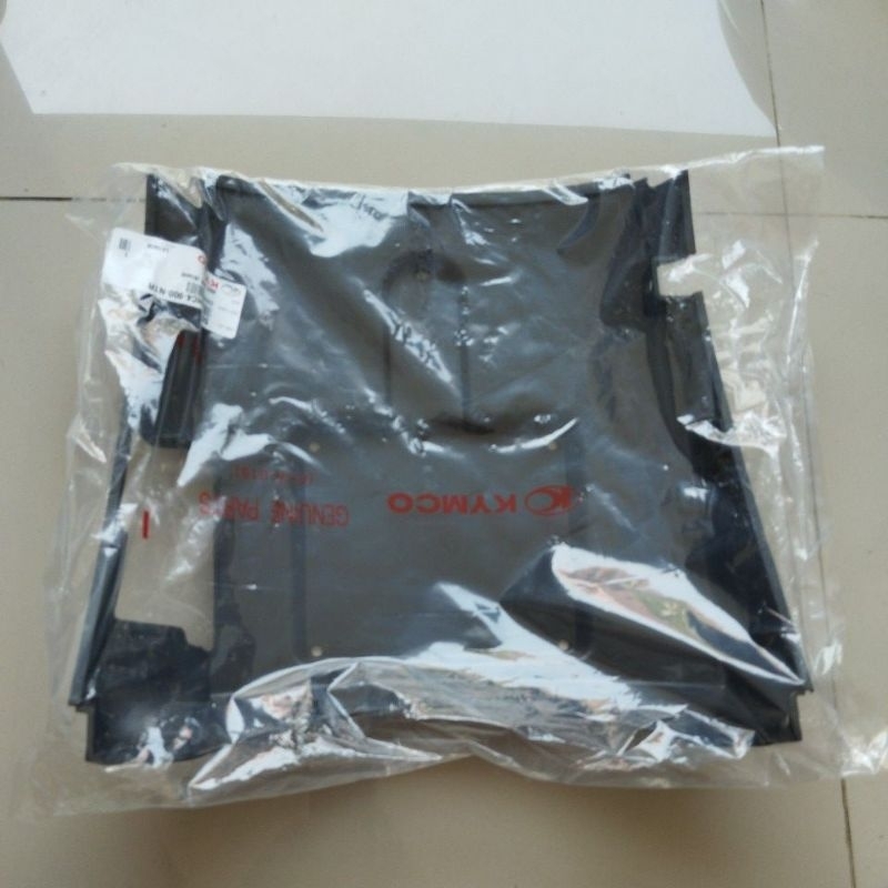 Cover under original kymco easy 100