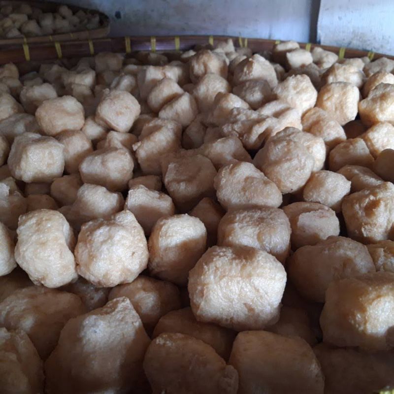 

TAHU GEJROT / TAHU PONG MATANG (MINIMUM 50 PCS)