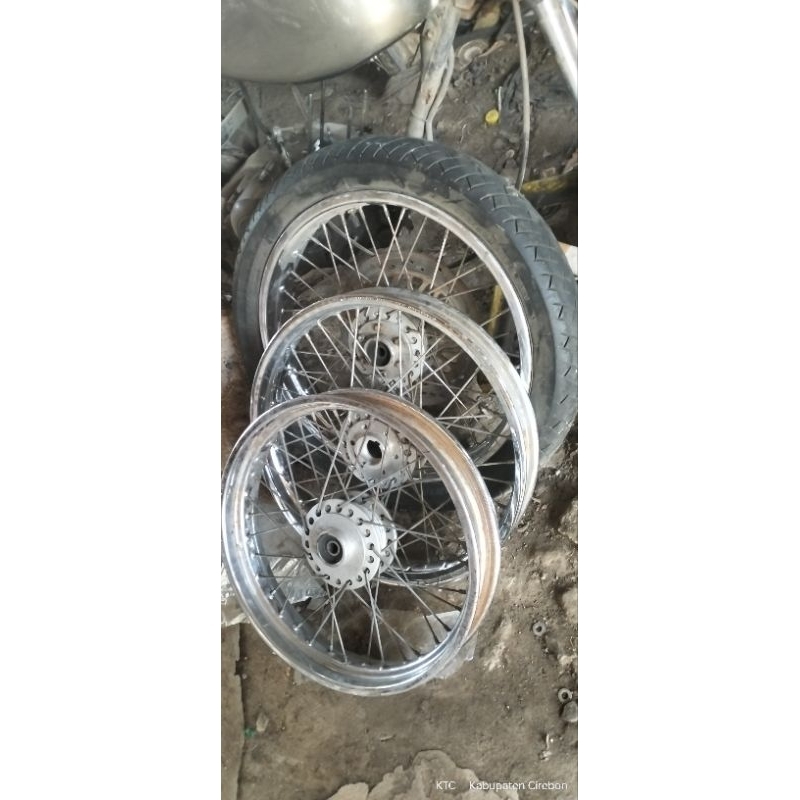 Tromol Dan Velk Depan Suzuki Thunder 250 GSX 250cc