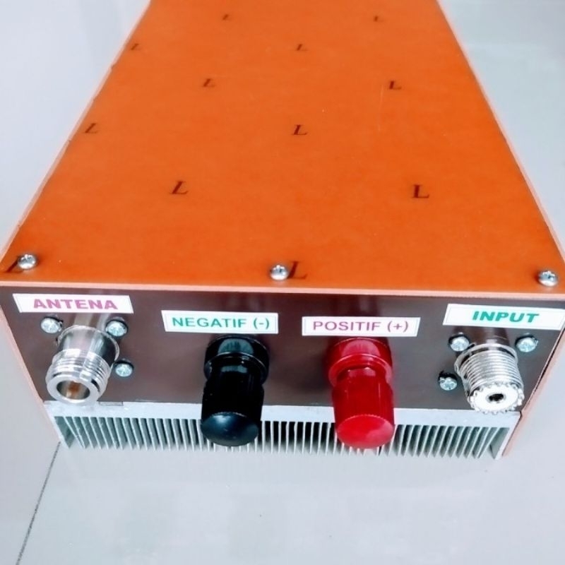 Boster vhf 140 - 145mhz. 4x mrf260 / srf260 maksimal 1kw 1000watt