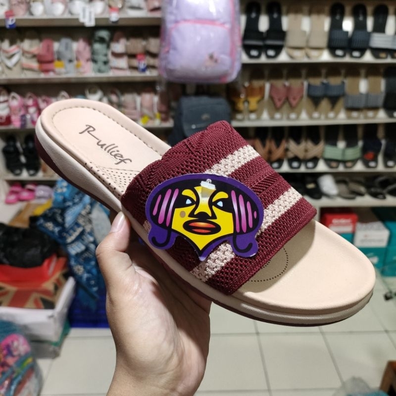 SANDAL WEDGES WANITA RULLIEF FKT 225