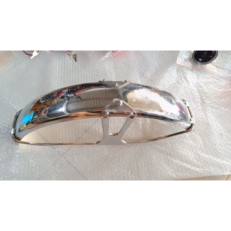 Spakbor slebor honda cl90 original nos japan