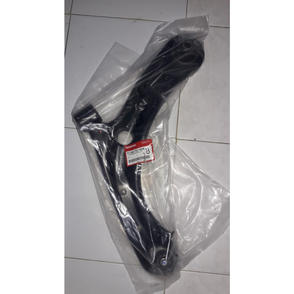 Lower Arm Assy Honda Mobilio 2013-2016