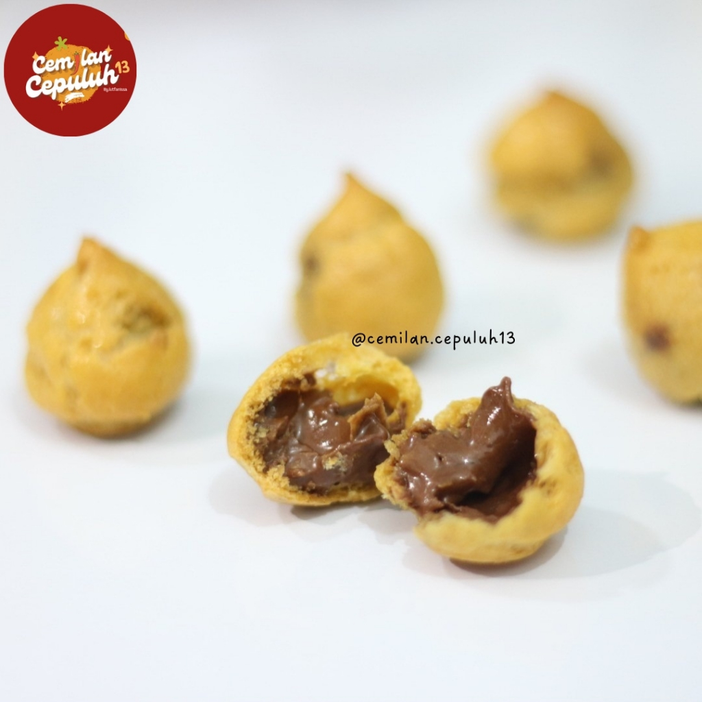 

SOES COKLAT, BLUEBERRY, VANILLA || CEMILAN.CEPULUH13