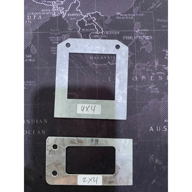 PLAT HOLLOW 2x4 / PLAT HOLO 4x4
