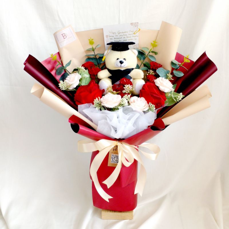 BUKET BUNGA + BONEKA WISUDA UKURAN BESAR