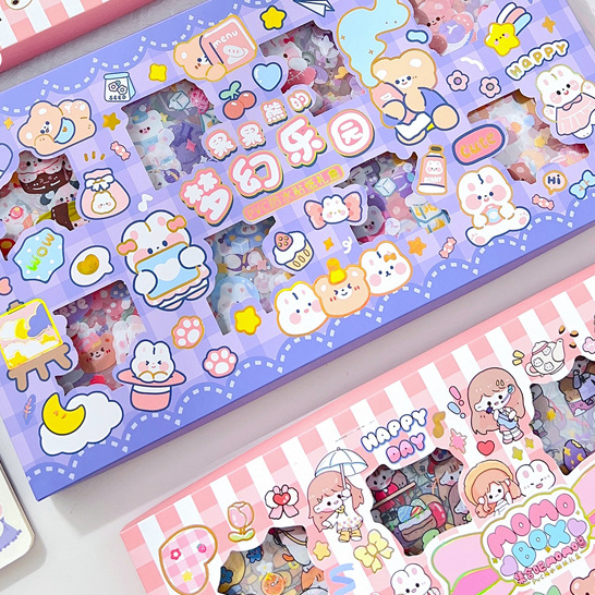 

1 BOX Stiker Box PVC 200 Lembar Waterproof Decor Notebook Diarybook Laptop Casing Hp Botol Minum