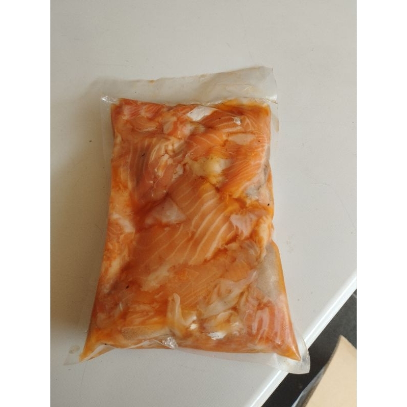 

Tetelan salmon tanpa duri