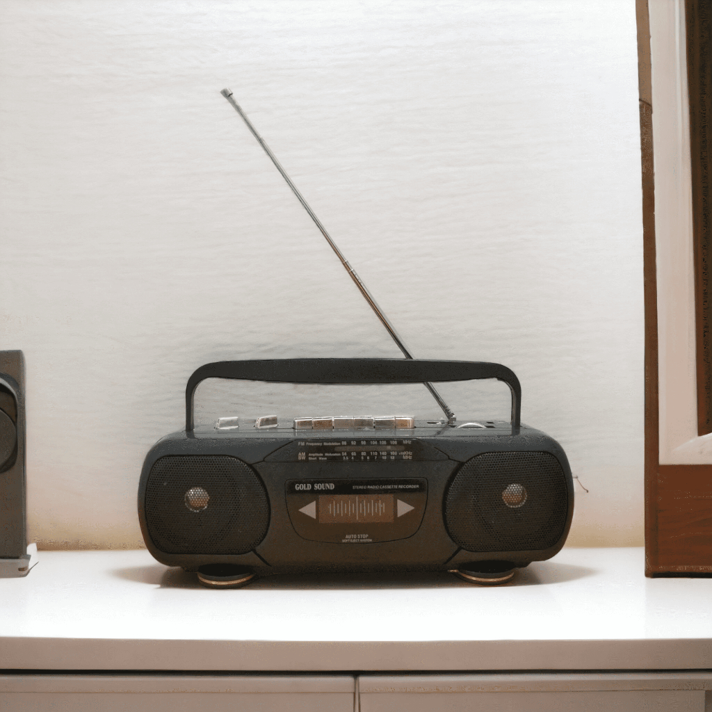Radio FM AM SW Portable Radio Tape Pemutar Kaset Pita Cassette Player Kaiwa K22