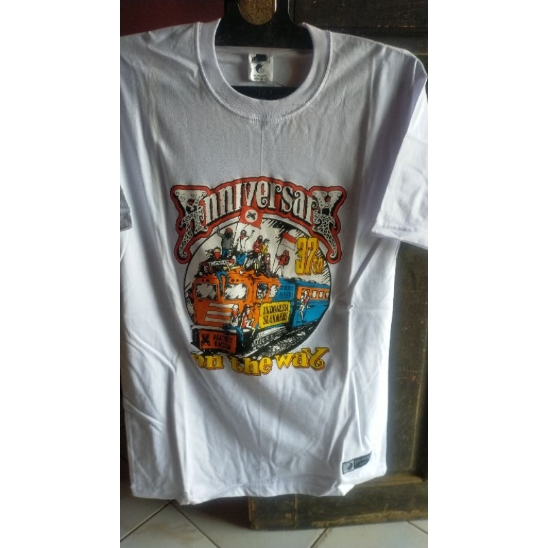 ᵇˡᵘᵉˢ ᶜˡᵒᵗʰ14 - Kaos slank aniv Free stiker