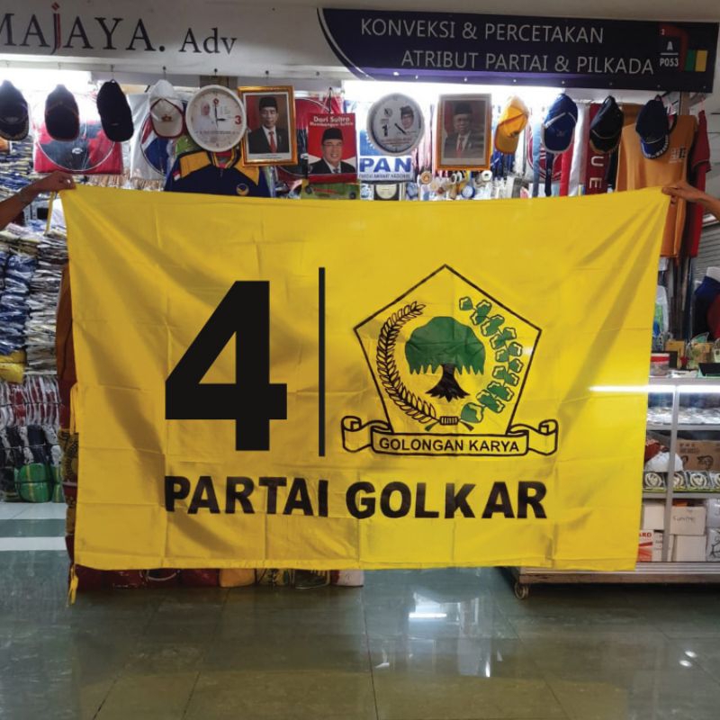 Bendera golkar 150x225
