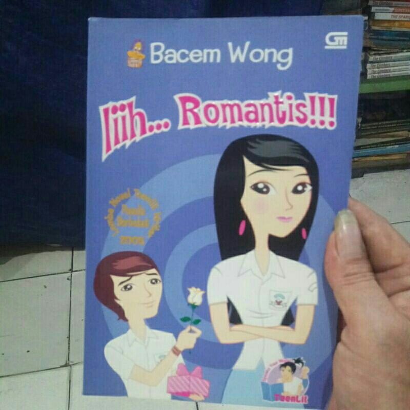 BUKU NOVEL ROMANTIS. BACEM WONG