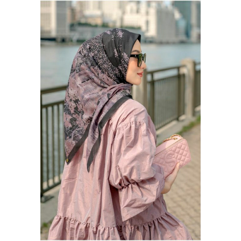 READY‼️ Buttonscarves as is item SALE Voal reguler as is item. WAREHOUSE SALE ‼️