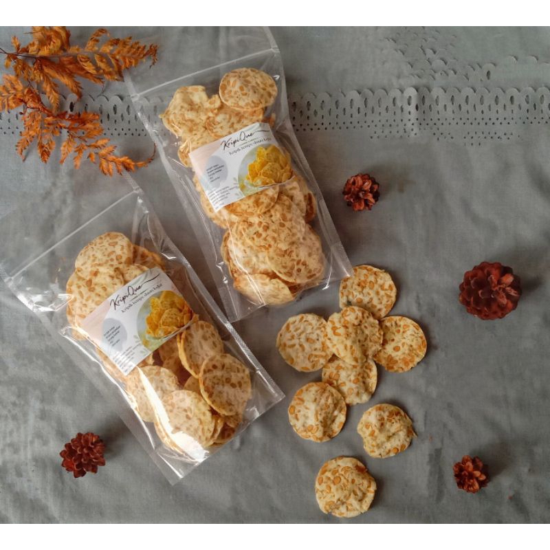 

KripiQue (Perpaduan Kedelai dan Daun Kelor) / 150gram