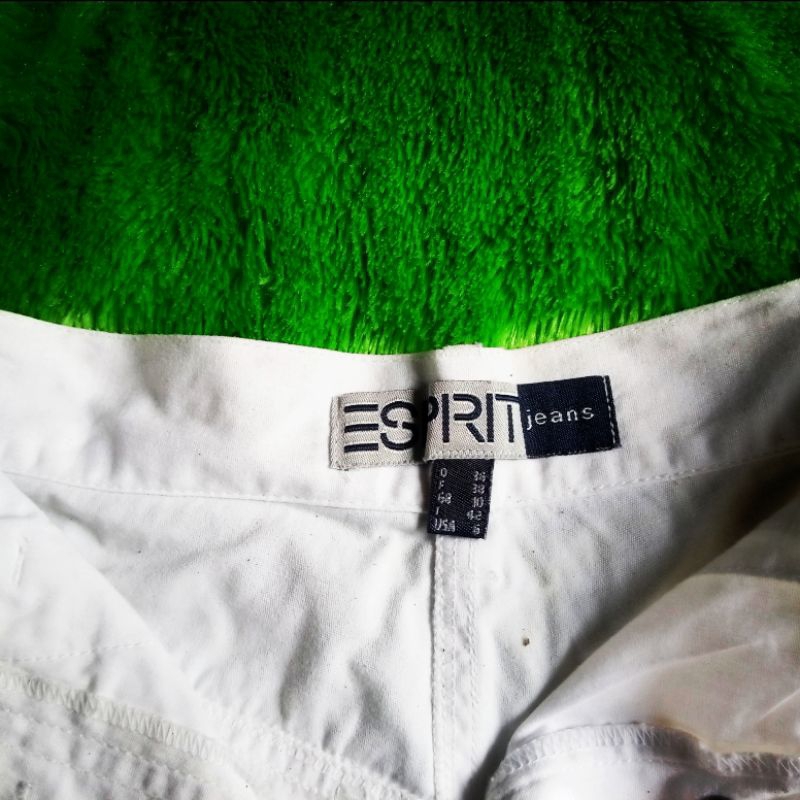 PRELOVED CELANA ESPRIT ORI