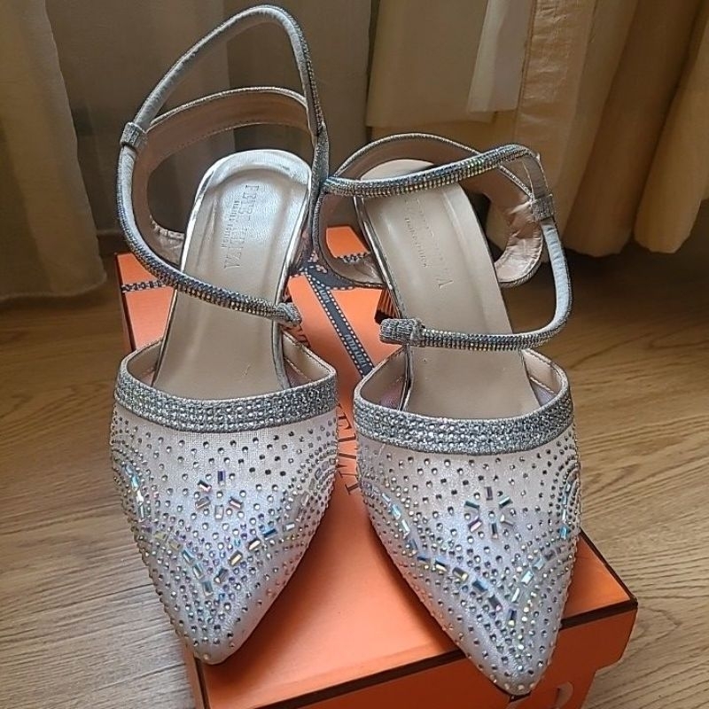 Preloved Peter Keiza Heels Limited Edition Silver size 37