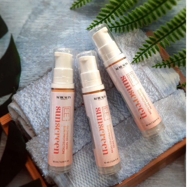 EE Glow Sunscreen Spf 50++ Original Kemasan Baru / 2 Shade Natural & Light / EE Cream Kfskin BPOM / 