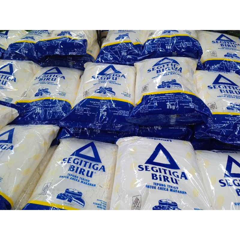 

terigu segitiga biru 500 gr