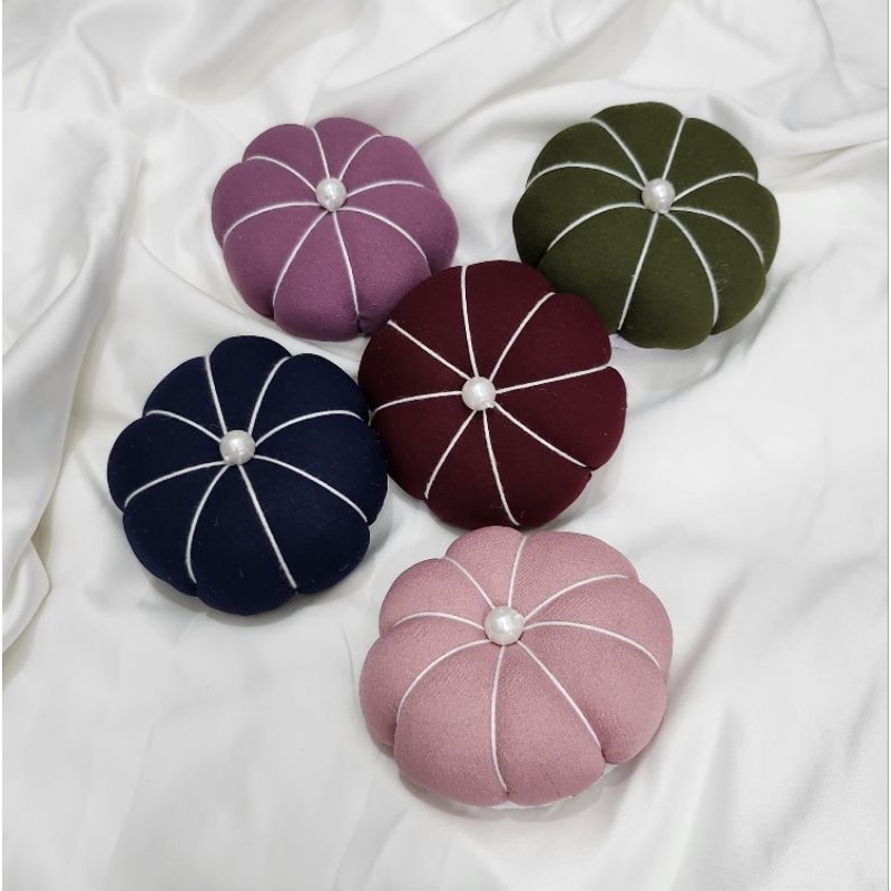 Bantal Jarum Pentul / Cushion Jarum Pentul Diameter 9 cm