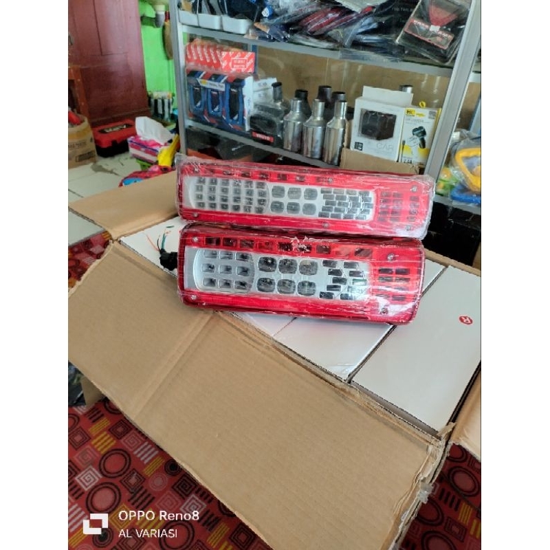 Stoplamp lampu belakang Volvo truk,Tronton,pick up dll