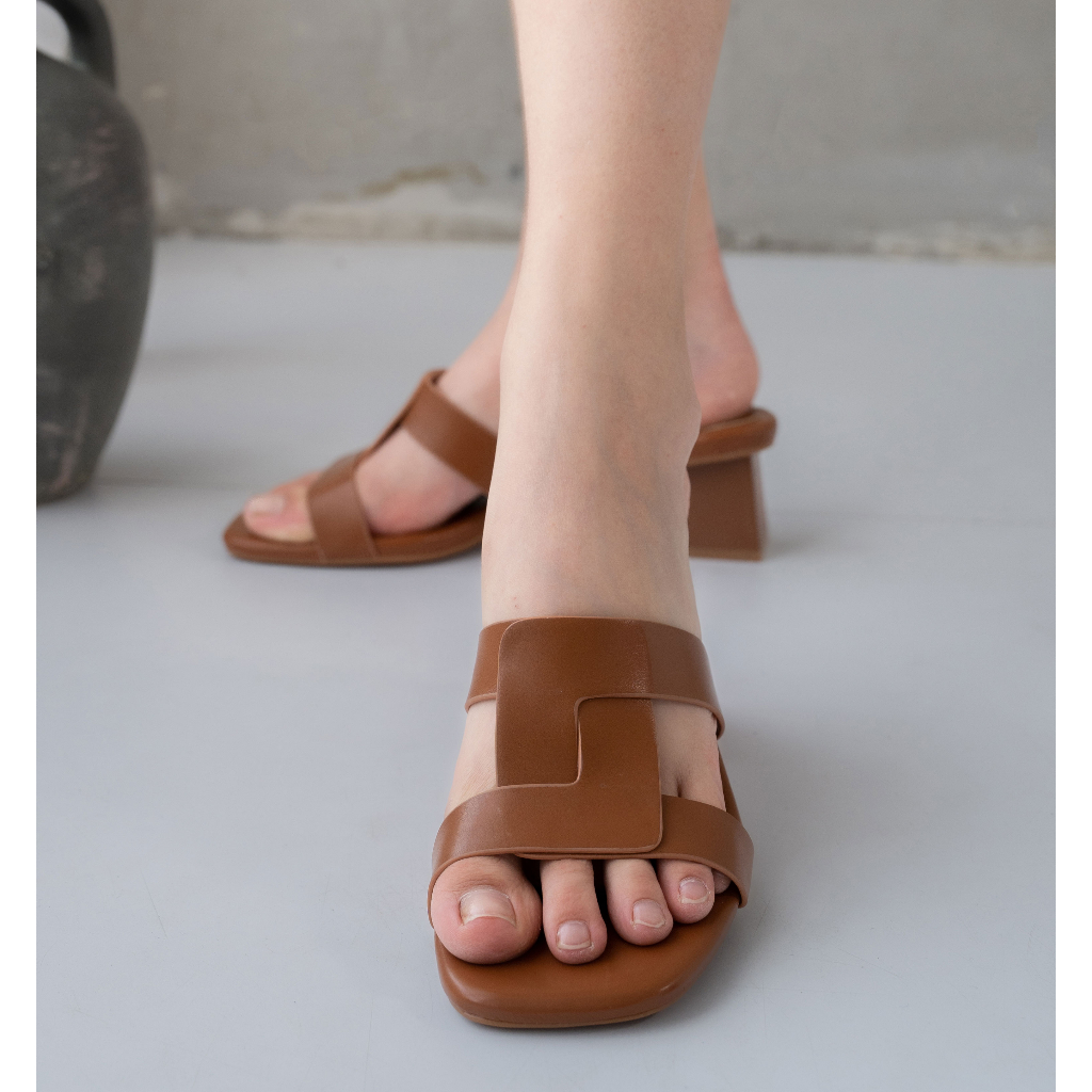NCY Shoes SHELBY Heels Sandal warna coklat