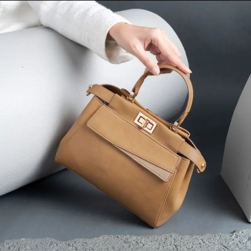 NEW Heylocal Sylvaine Bag Caramel