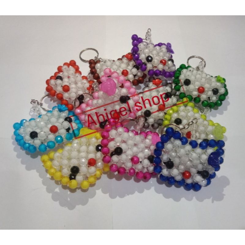 Gantungan kunci manik-manik Hello Kitty