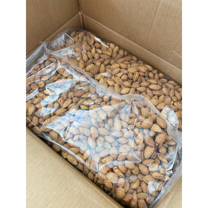 

Kacang Almond Kulit Susu 1kg