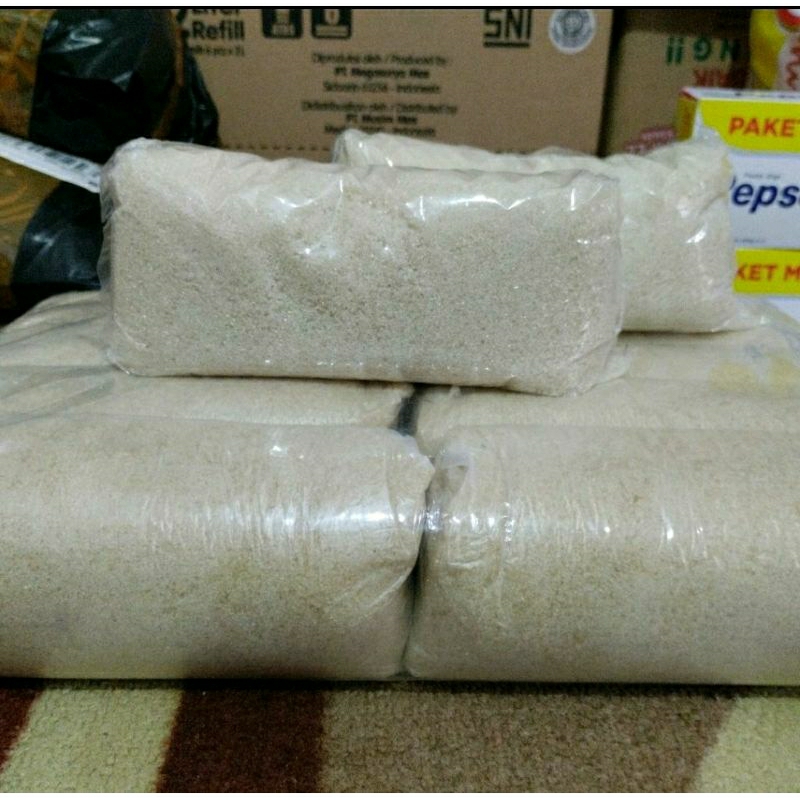 

Gula Pasir Lokal 1 Kg