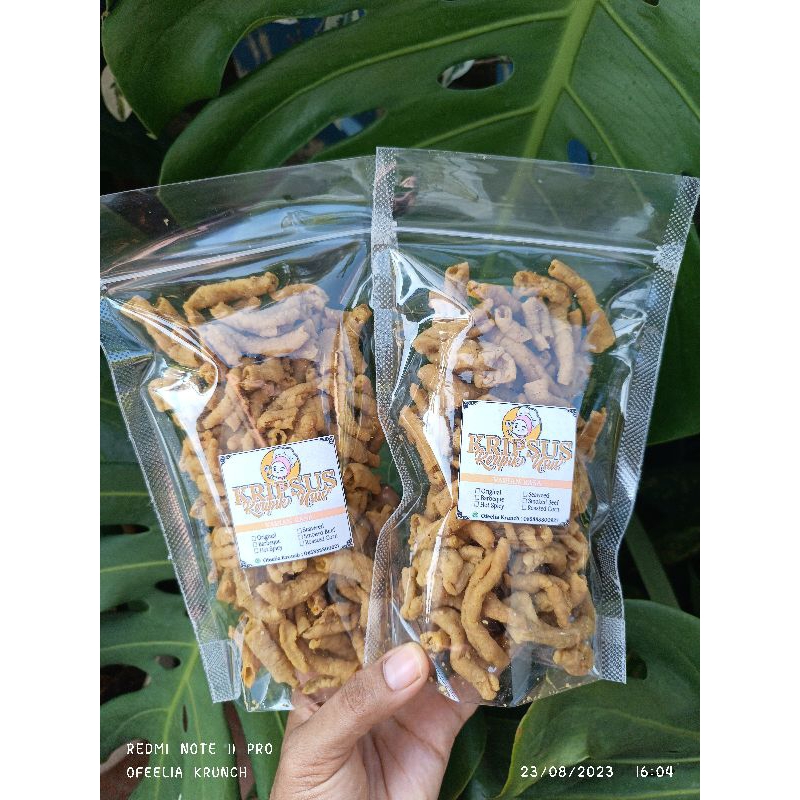 

KRIPSUS, Kripik Usus Ayam Cemilan Enak dan Gurih Halal | Ofeelia Kruch