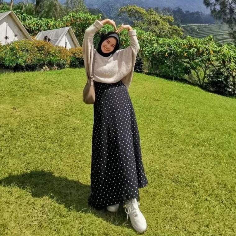	 ROK POLKADOT / ROK MOTIF POLKADOT / YEJI SKIRT POLKA / ROK POLKA SKIRT KOREAN STYLE / ROK BLACK SERIES	