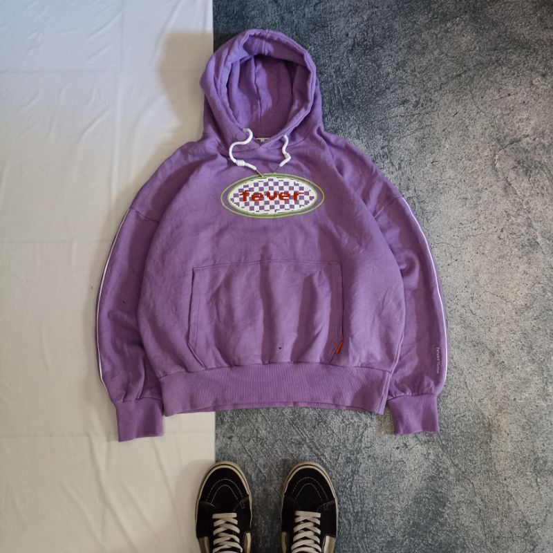 FEVERTIME BIGLOGO OFFICIAL TAG Hoodie Lilac