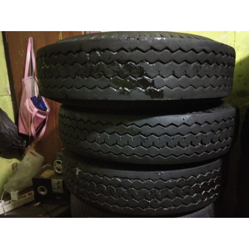 ban second swallow  cocok untuk mobil muatan 700R14 termurah