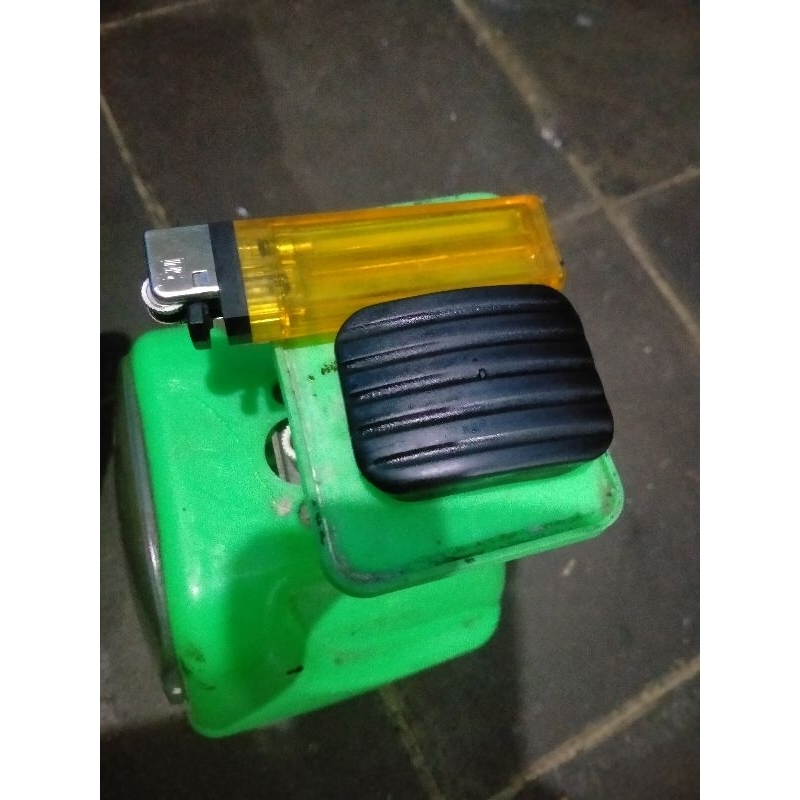 karet pedal kopling mercy w124