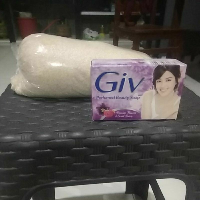 

gula los 1 kg + 1 sabun giv