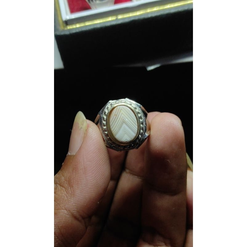 junjung drajat white