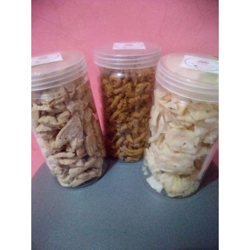 

Kripik Usus Original dan Pedas Daun Jeruk